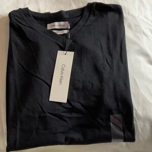 #30 CALVIN KLEIN TOP